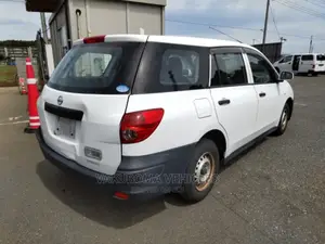 Nissan Advan 2013 White