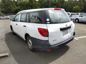 Nissan Advan 2013 White
