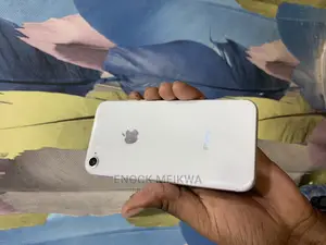 Apple iPhone 8 64 GB White