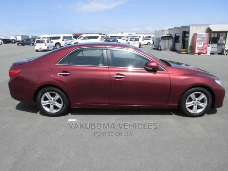 Toyota Mark X 2012 Red