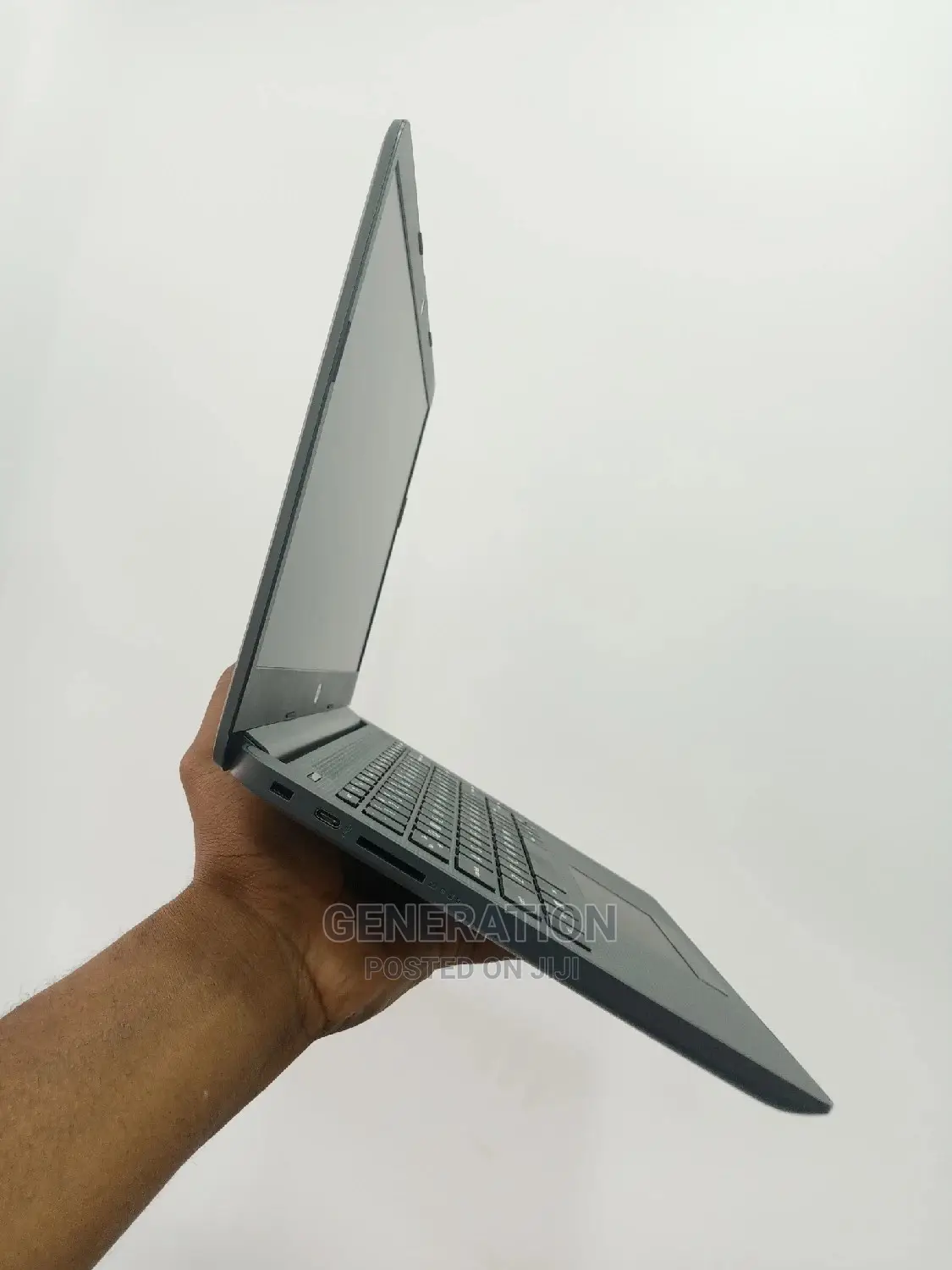 New Laptop HP 14z 8GB AMD Ryzen SSD 512GB