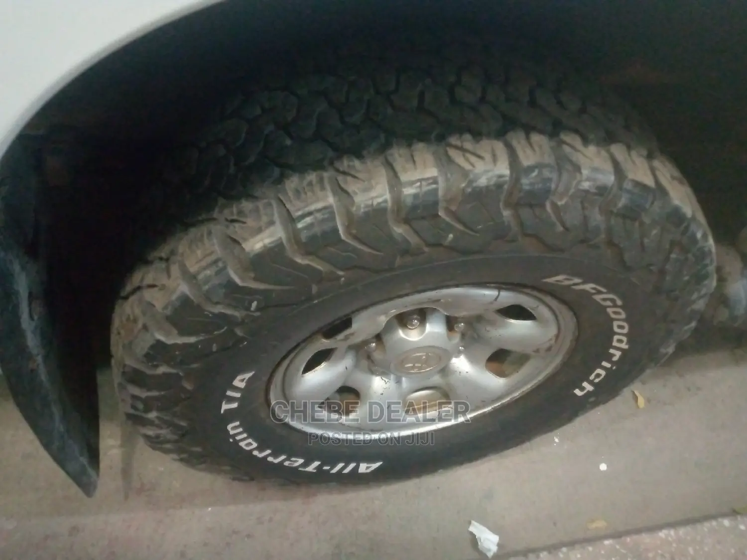 Toyota Hilux SR 4x4 2015 White