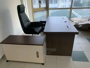 Office Table Ft Office Chairs