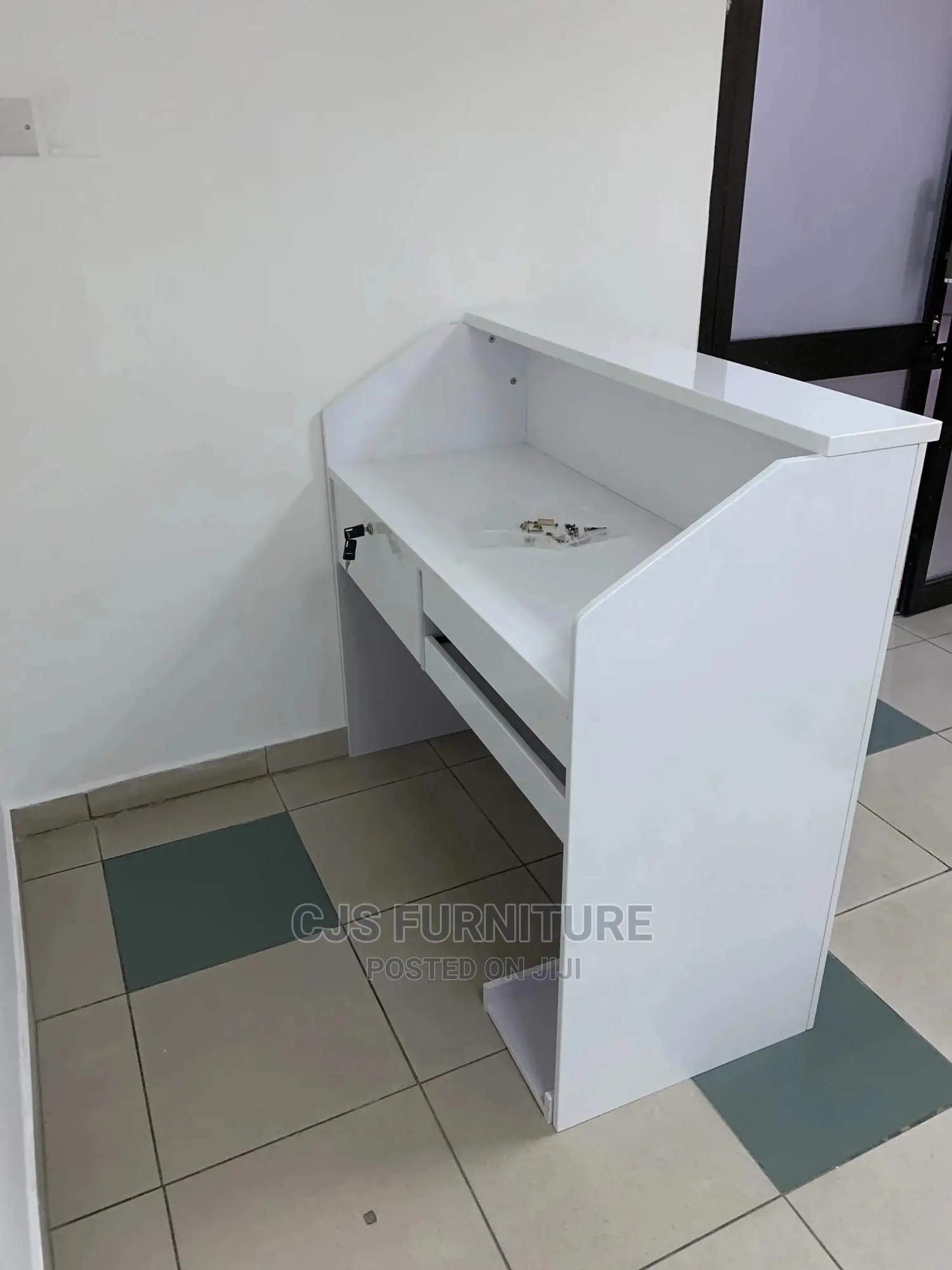 Eception Desk