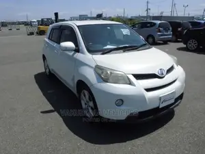 Toyota IST 2008 White