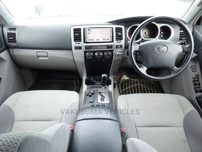 Toyota Hilux Surf 2005 Blue