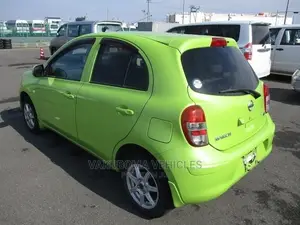 Nissan March 2011 Green