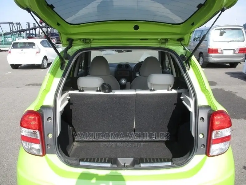 Nissan March 2011 Green