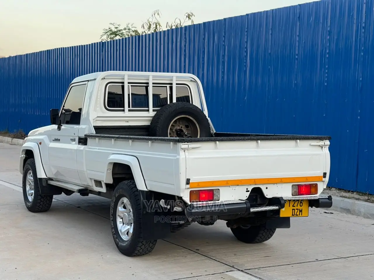 Toyota Land Cruiser 2016 White