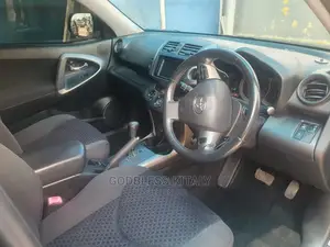 Toyota Vanguard 2011 Black