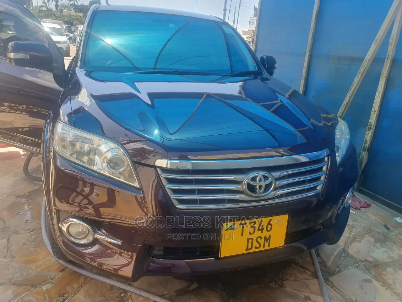 Toyota Vanguard 2011 Black