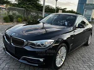 BMW 320i 2015 Black