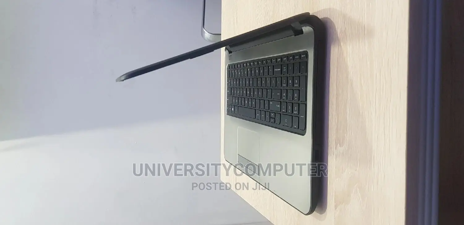 Laptop HP 15 4GB Intel Celeron HDD 500GB