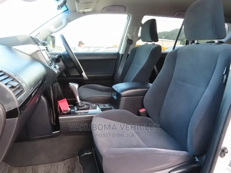 Toyota Land Cruiser Prado 2015 White