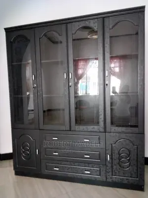 Kabati LA Nguo