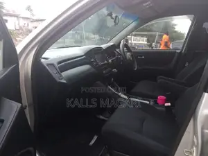Toyota Kluger 2005 Silver