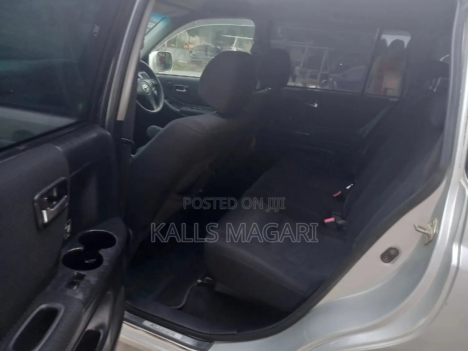 Toyota Kluger 2005 Silver