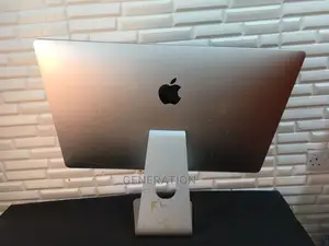 Desktop Computer Apple iMac 8GB Intel Core I5 SSD 512GB