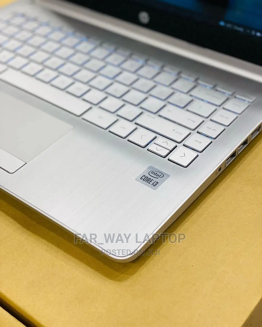 New Laptop HP Pavilion 14-Ce3064st 8GB Intel Core I3 HDD 1T