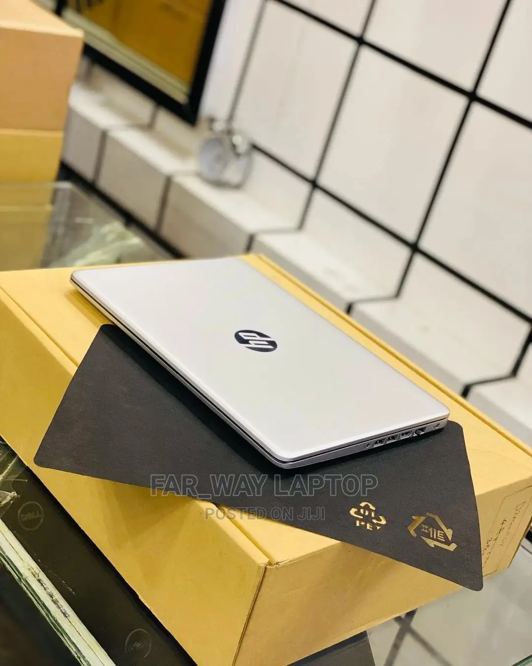New Laptop HP Pavilion 14-Ce3064st 8GB Intel Core I3 HDD 1T