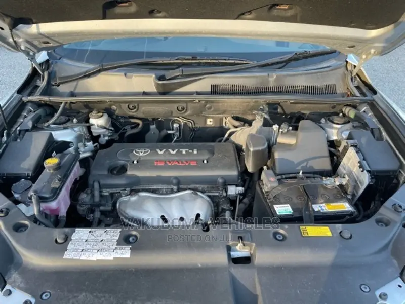 Toyota Vanguard 2008 Silver