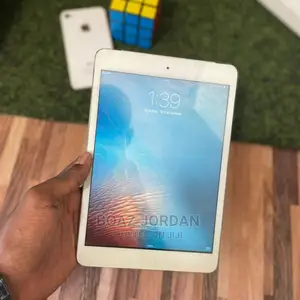 New Apple iPad 10.2 (2020) 64 GB Silver