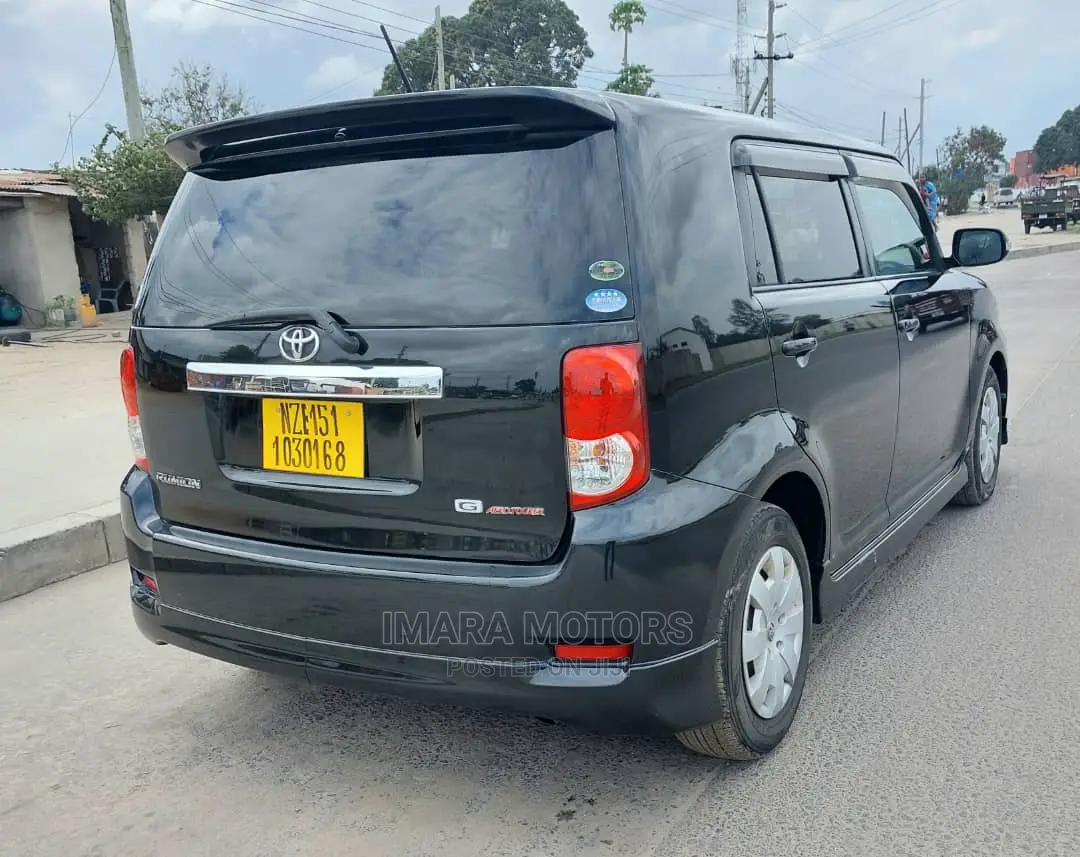 Toyota Corolla Rumion 2008 Black