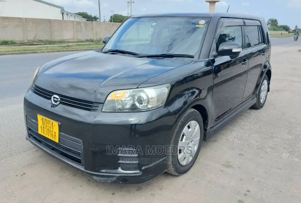 Toyota Corolla Rumion 2008 Black