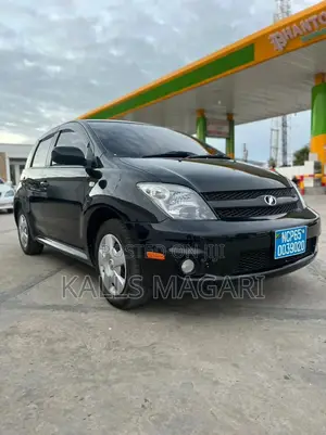 Toyota IST 2007 Black