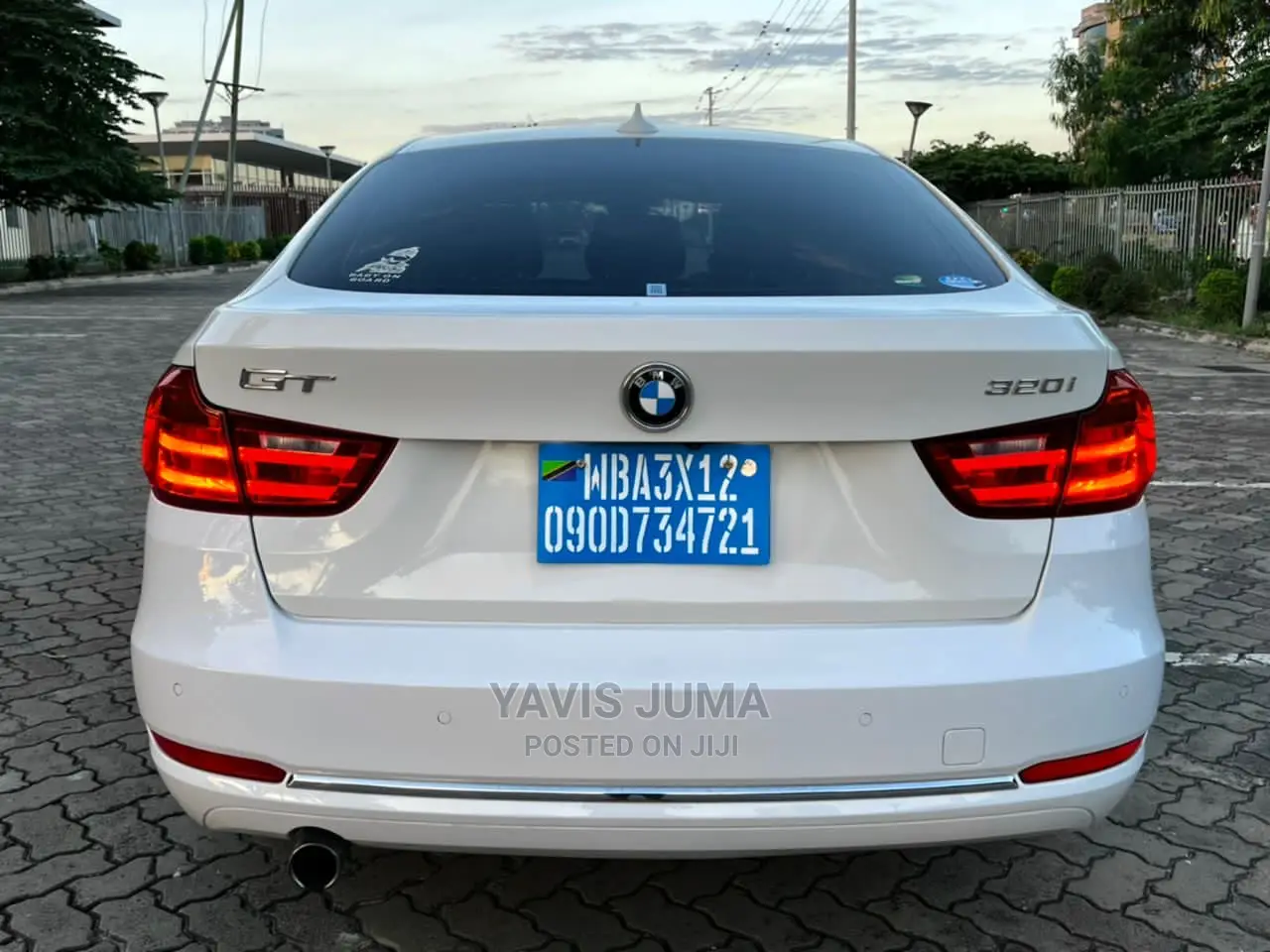BMW 320i 2015 Pearl