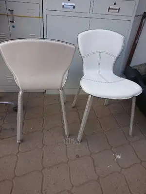 Simple Chair