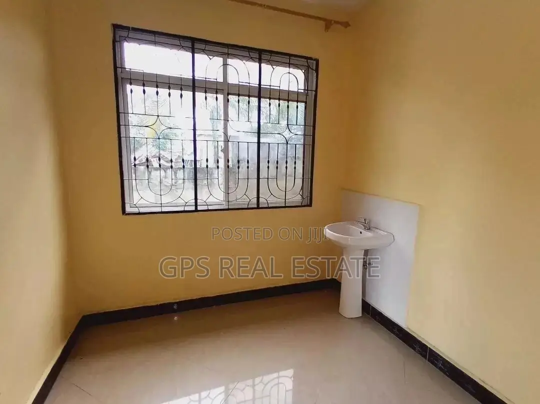 3bdrm House in Kinondoni for Sale