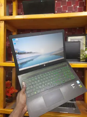 Laptop HP Pavilion 15 8GB Intel Core I5 HDD 500GB