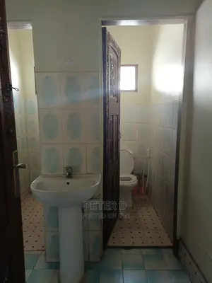 3bdrm House in Mikocheni for rent