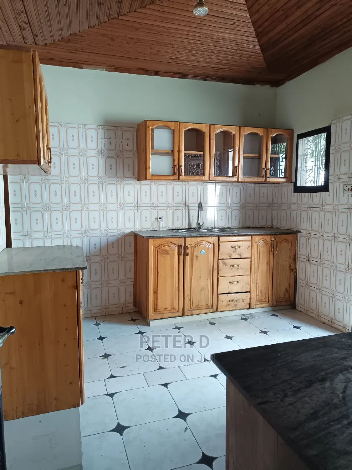 3bdrm House in Mikocheni for rent