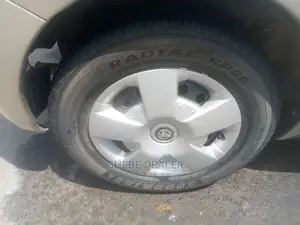 Toyota IST 2005 Gray