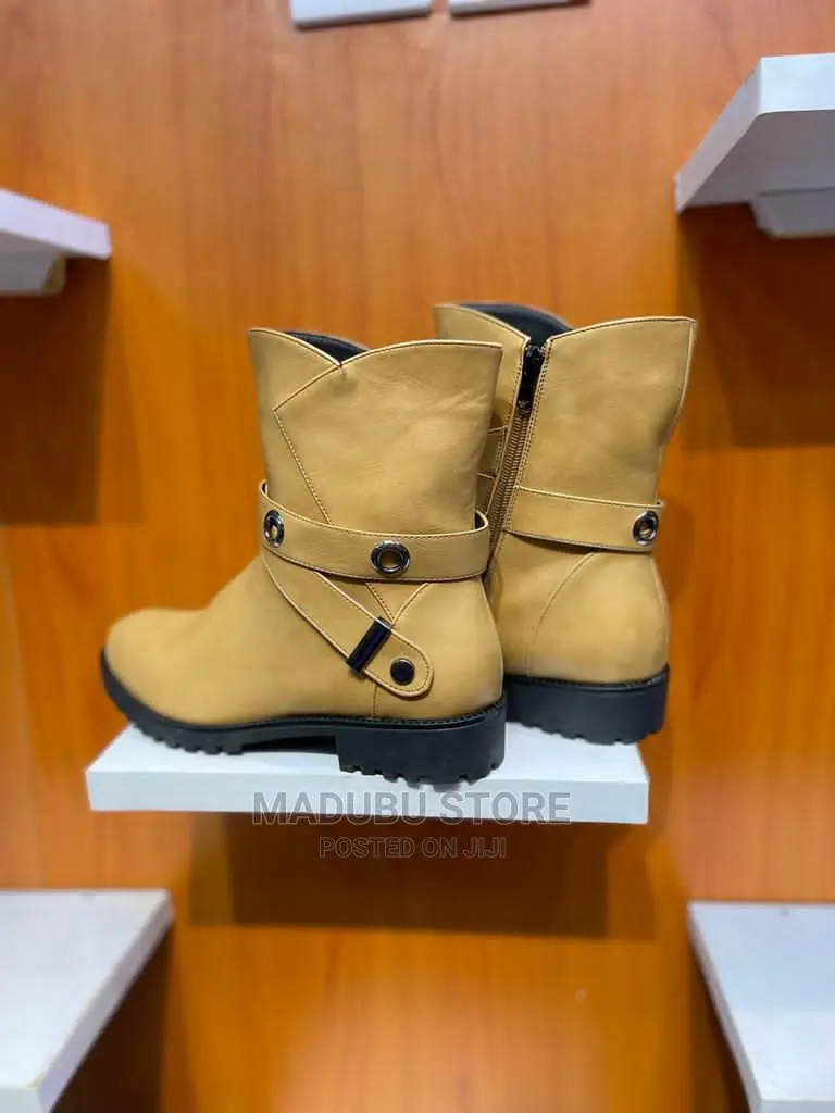 Women's Fashion Boots