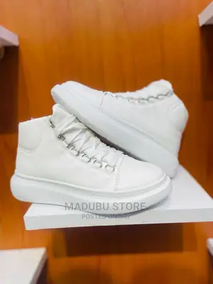 Women's Sneaker
