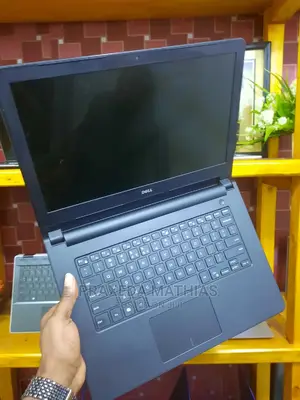 Laptop Dell Inspiron 14 4GB Intel Core I5 HDD 500GB