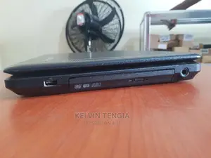 Laptop Lenovo G550 4GB Intel Core 2 Duo HDD 320GB