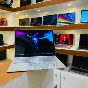New Laptop Microsoft Surface Book 2 16GB Intel Core I7 SSD 1T