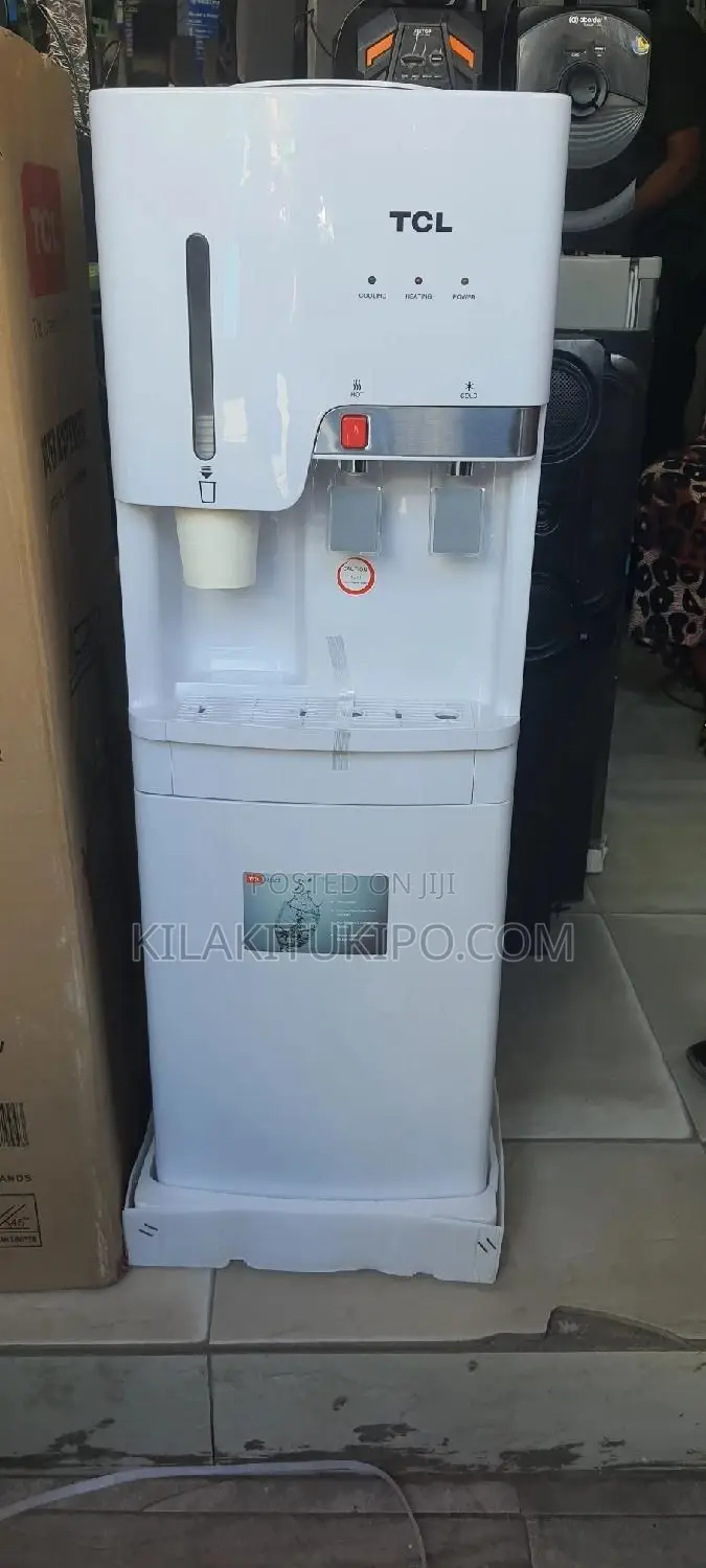 Tcl/Hitachi Water Dispenser