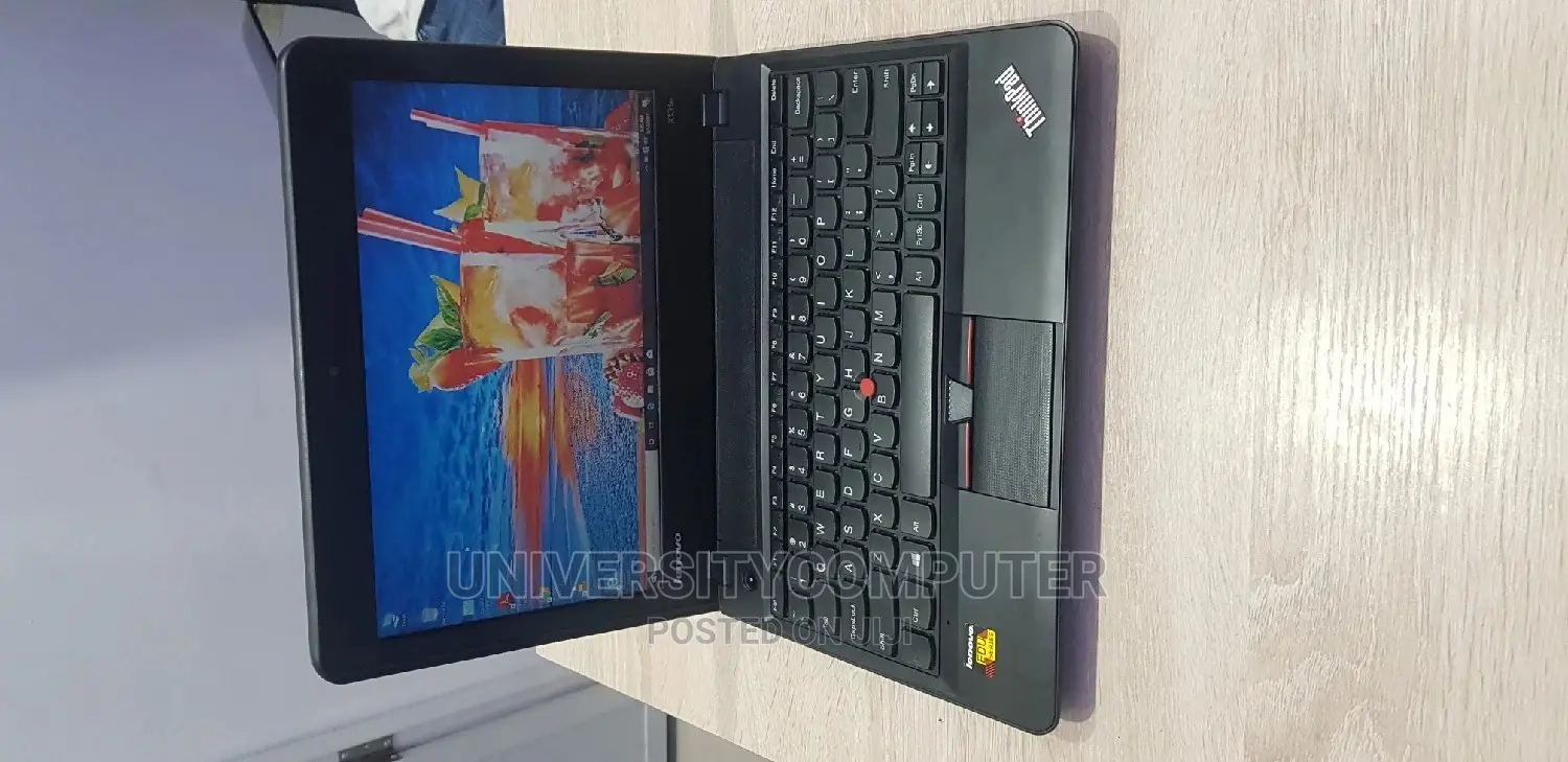Laptop Lenovo ThinkPad X131e 4GB AMD A4 HDD 320GB