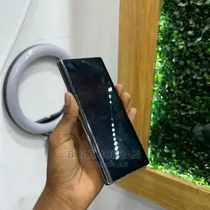 New LG Velvet 128 GB Black