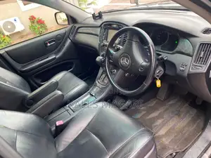 Toyota Kluger 2005 Black