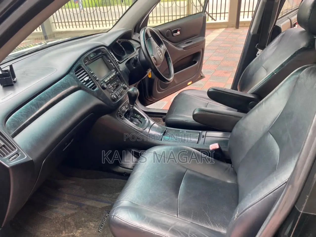 Toyota Kluger 2005 Black
