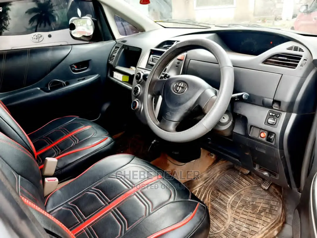 Toyota Alphard 2005 Black