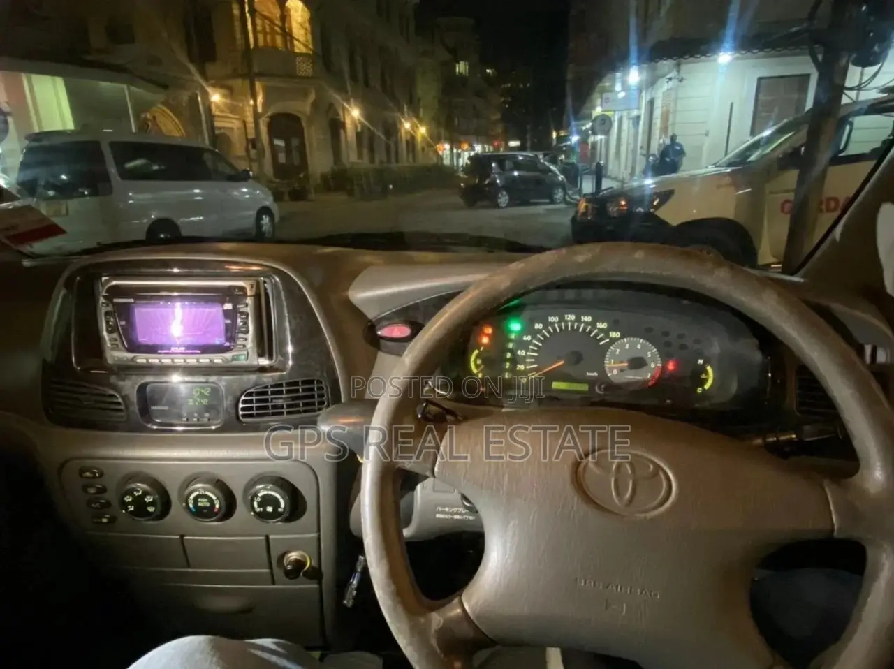 Toyota Noah 2004 Silver