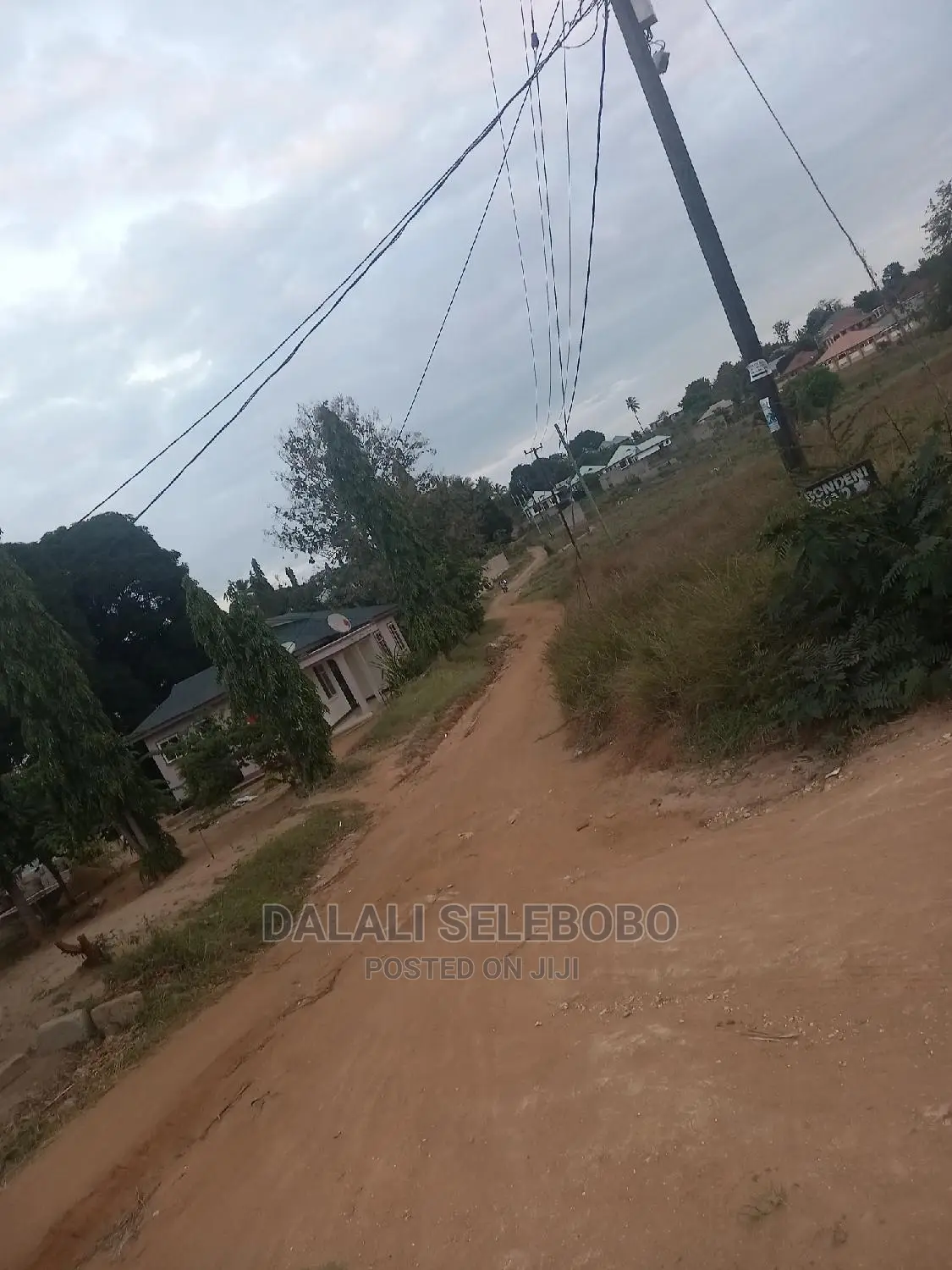 Coner Plot Kwa Biashara Bunju Usalama