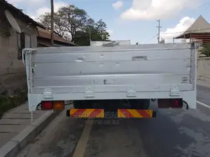 Mitsubishi Canter 2008 Silver